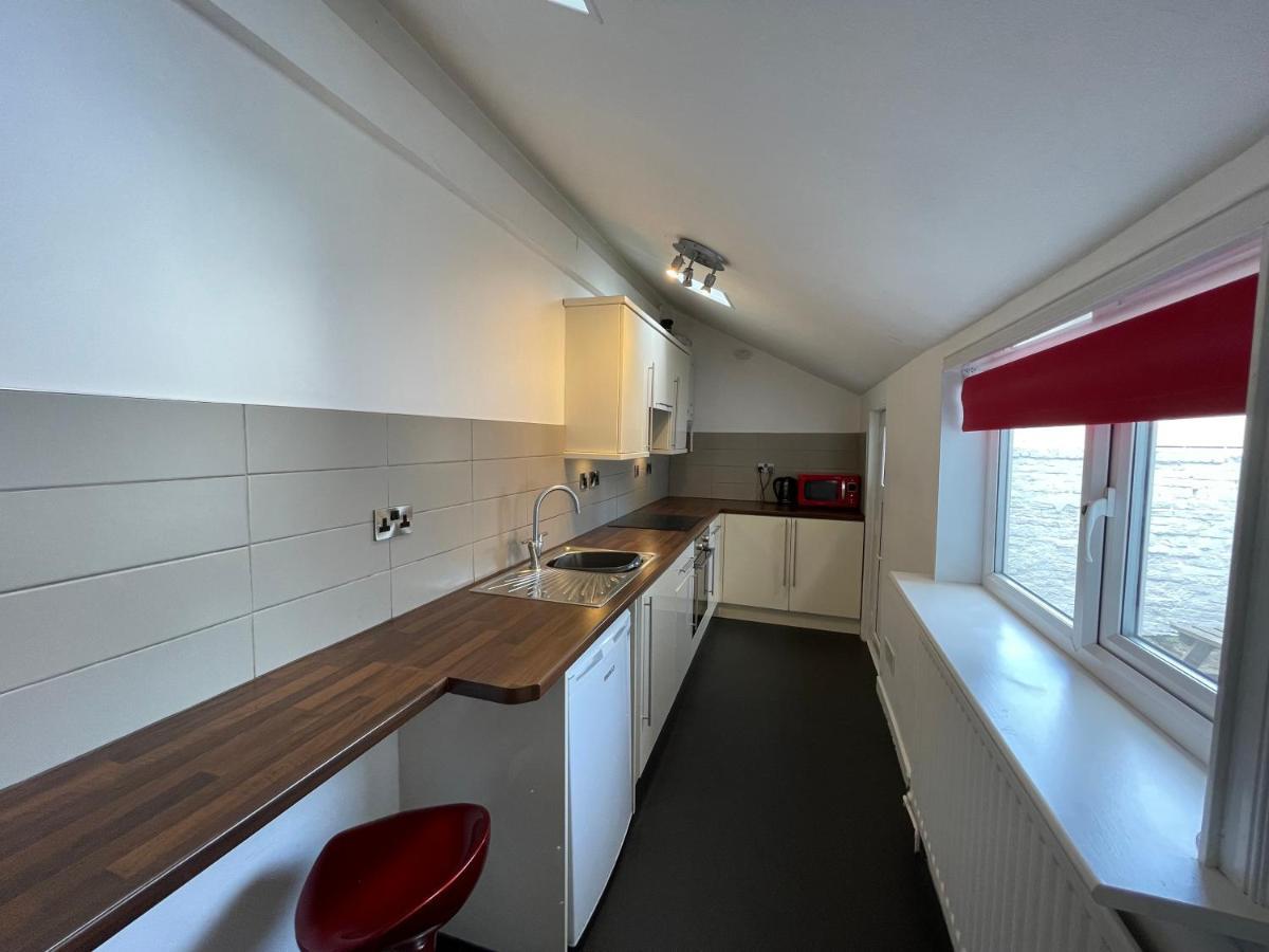 45 The Square Holiday Apartments 스카버러 외부 사진